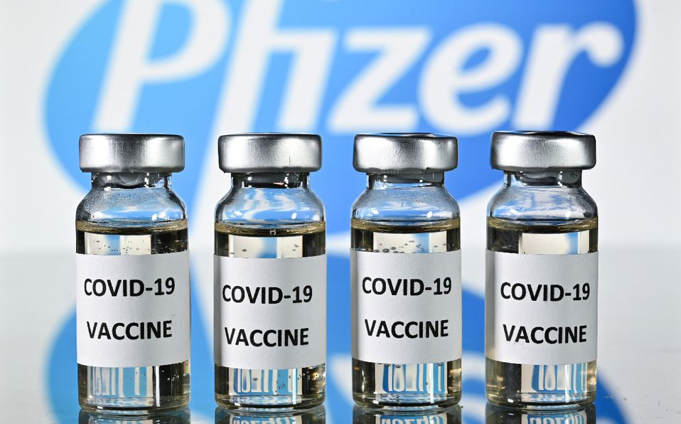 Vacuna de Pfizer es segura y protege contra el COVID desde la primera dosis: FDA