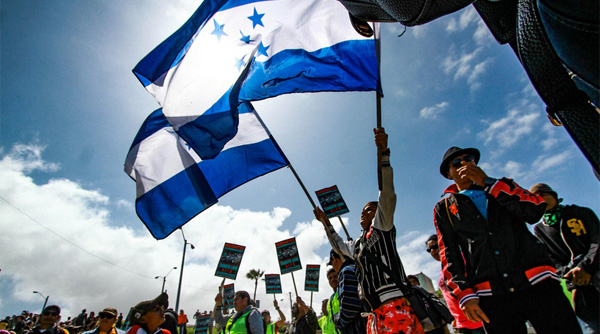 Convocan a los hondureños que residen en EE.UU a manifestaciones para exigir un nuevo TPS