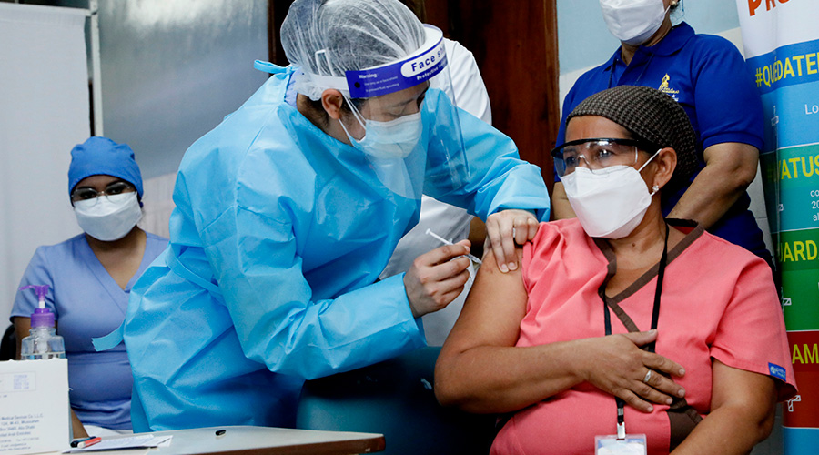 Honduras figura en el cuarto lugar de vacunación en Centroamérica con un 9.8%