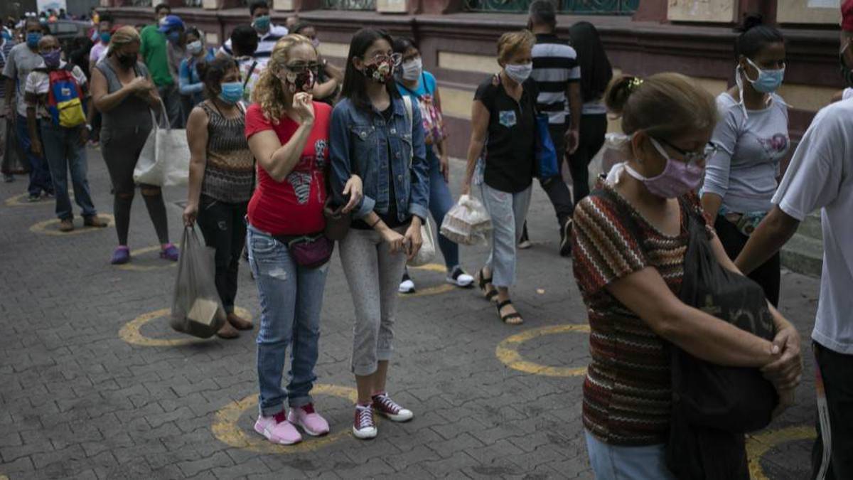 Acusan al Gobierno venezolano de dar cifras inexactas sobre casos de coronavirus