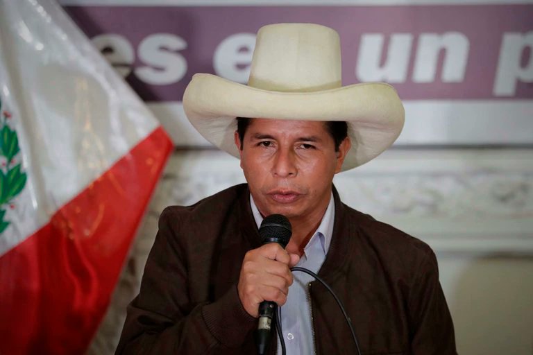 Pedro Castillo cada vez más cerca de ser proclamado como nuevo presidente de Perú