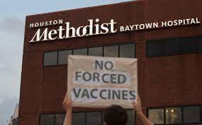 Hospital de EE.UU es demandado por personal que no se quiere vacunar contra Covid-19