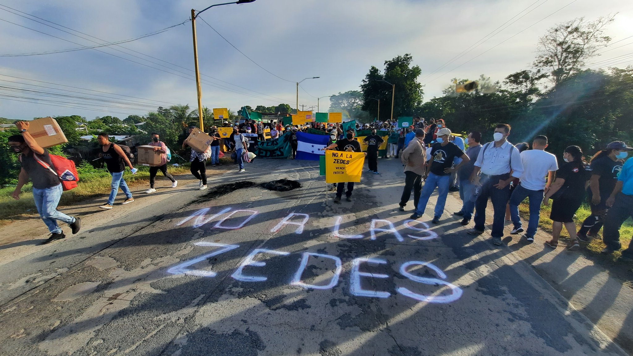 Manifestaciones en la CA-13 en contra de la instalación de las ZEDE