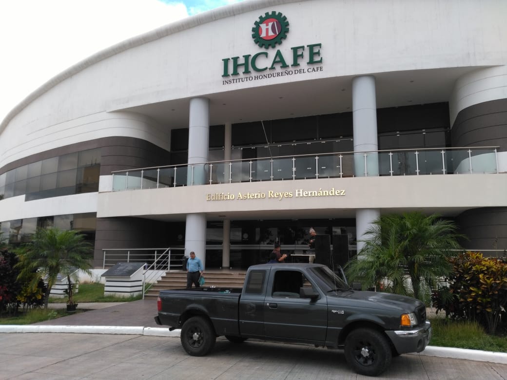 Piden intervención en el Ihcafe tras “irregularidades” encontradas por el TSC