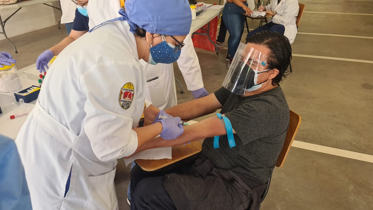 Salud suspende cruce de vacunas anticovid por “trámites administrativos”