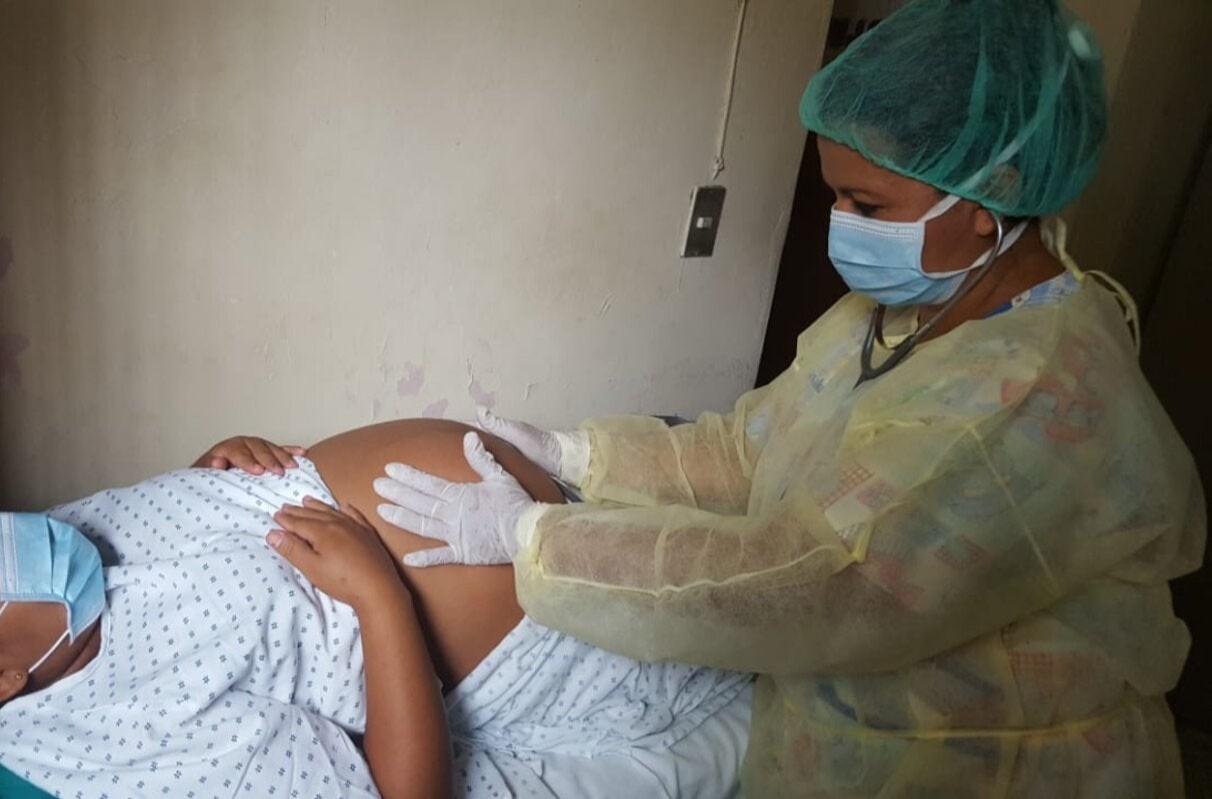Hospital Escuela reporta seis mujeres embarazadas en UCI y cinco en salas COVID