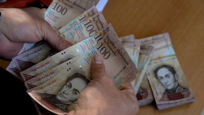 Venezuela anuncia una nueva reconversión monetaria que eliminará 6 ceros al bolívar