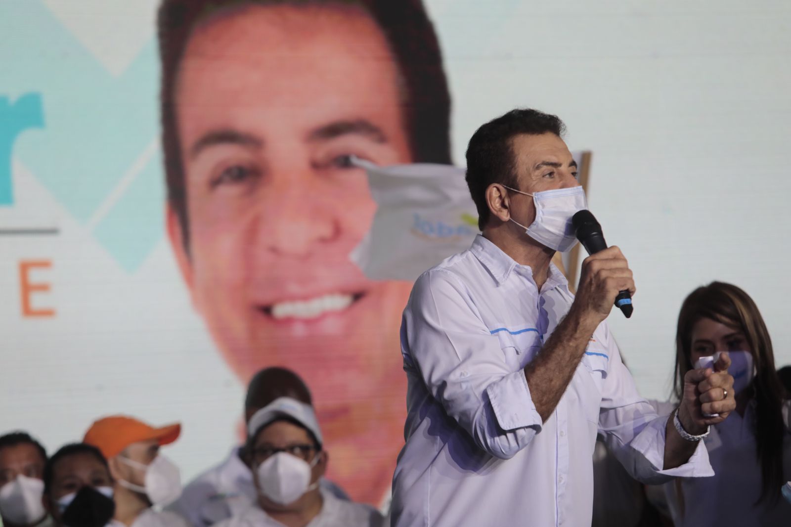 Bajo el mensaje «Hoy el cambio es posible», Salvador Nasralla lanzó su campaña electoral