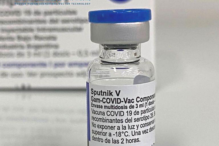 OMS podría reconocer la vacuna rusa Sputnik V este año