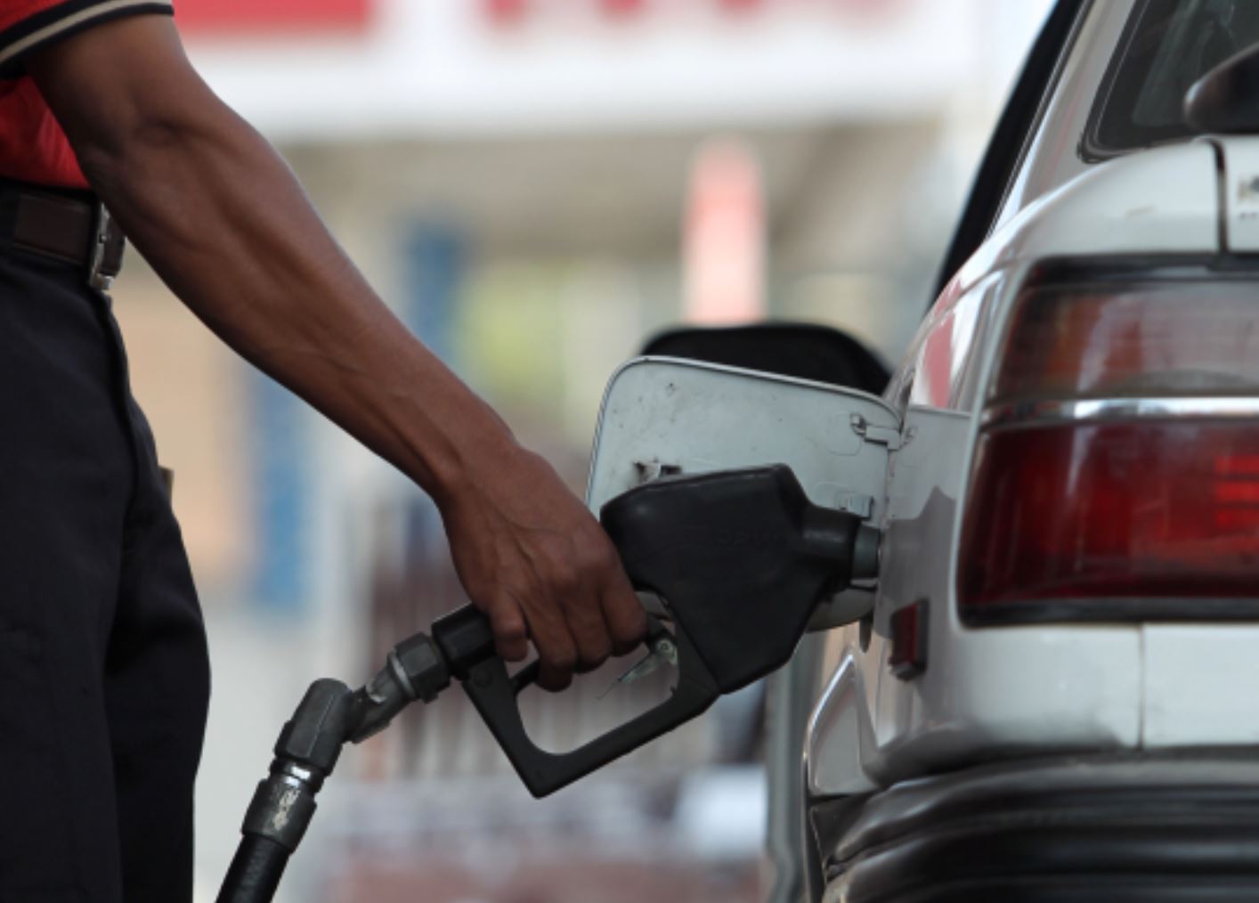 Otro fuerte aumento al precio de los combustibles en Honduras