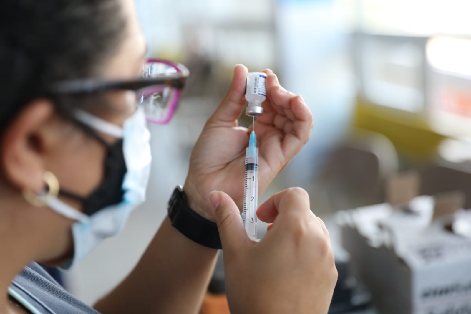 Hondureños podrían necesitar una cuarta dosis de vacuna anticovid, consideran galenos