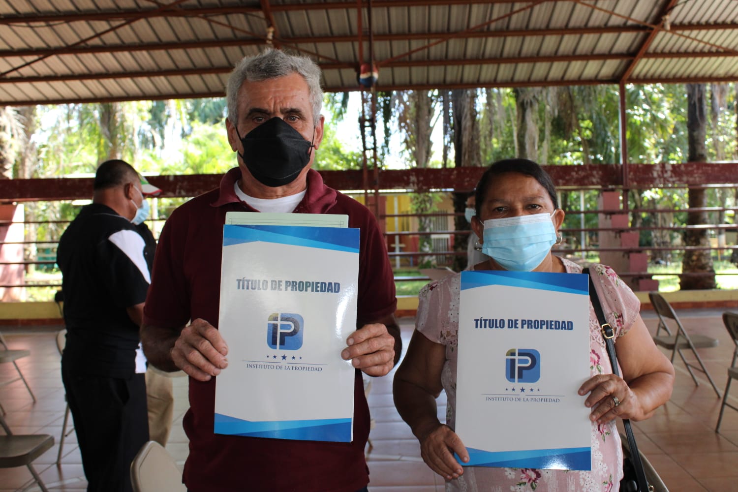 Continúa entrega de títulos de propiedad a más familias hondureñas
