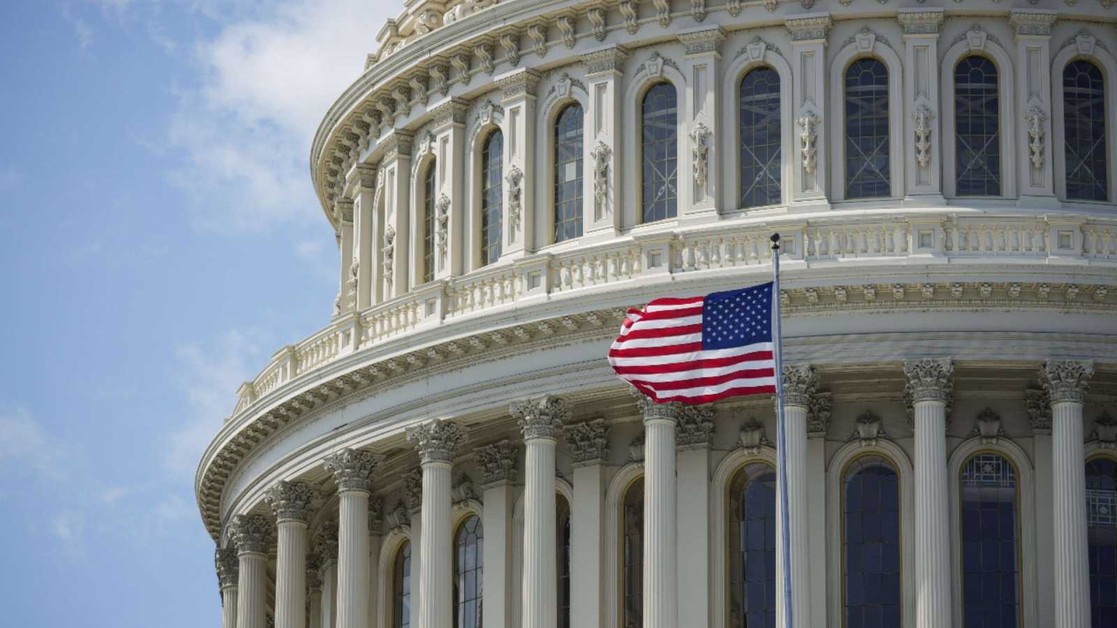 Congreso de EEUU aprueba extender hasta diciembre el límite de la deuda
