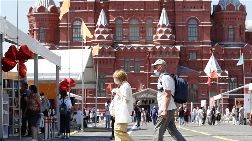 Rusia declara una semana de receso por propagación de Covid-19