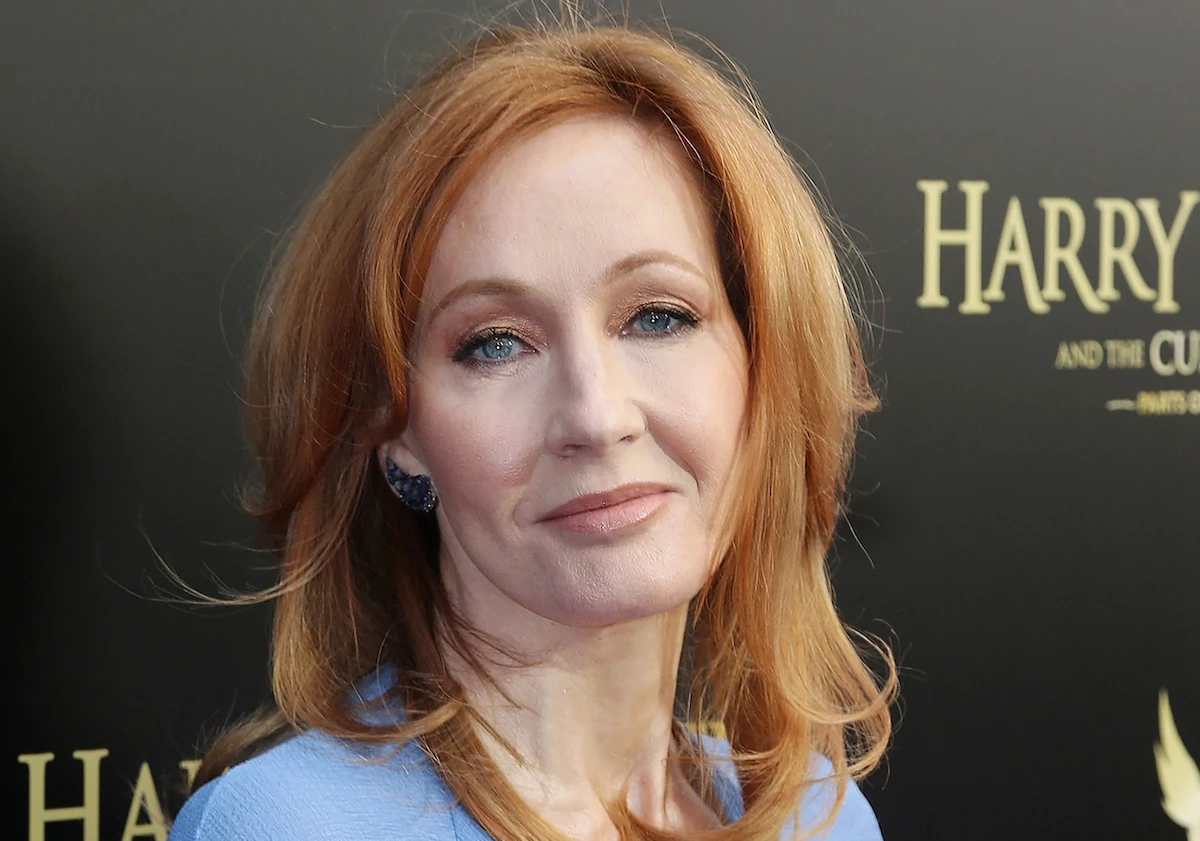 A pesar de las amenazas de muerte, J.K. Rowling seguirá defendiendo sus posturas
