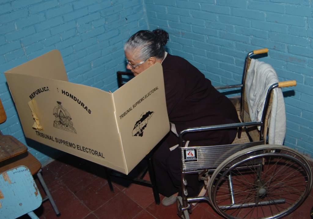 Unos 200 mil personas con discapacidad están enroladas para votar en las próximas elecciones