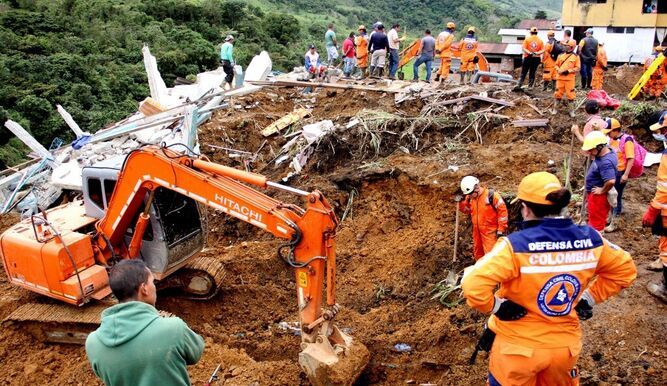Al menos 12 muertos y 10 heridos en Colombia por un deslizamiento de tierra