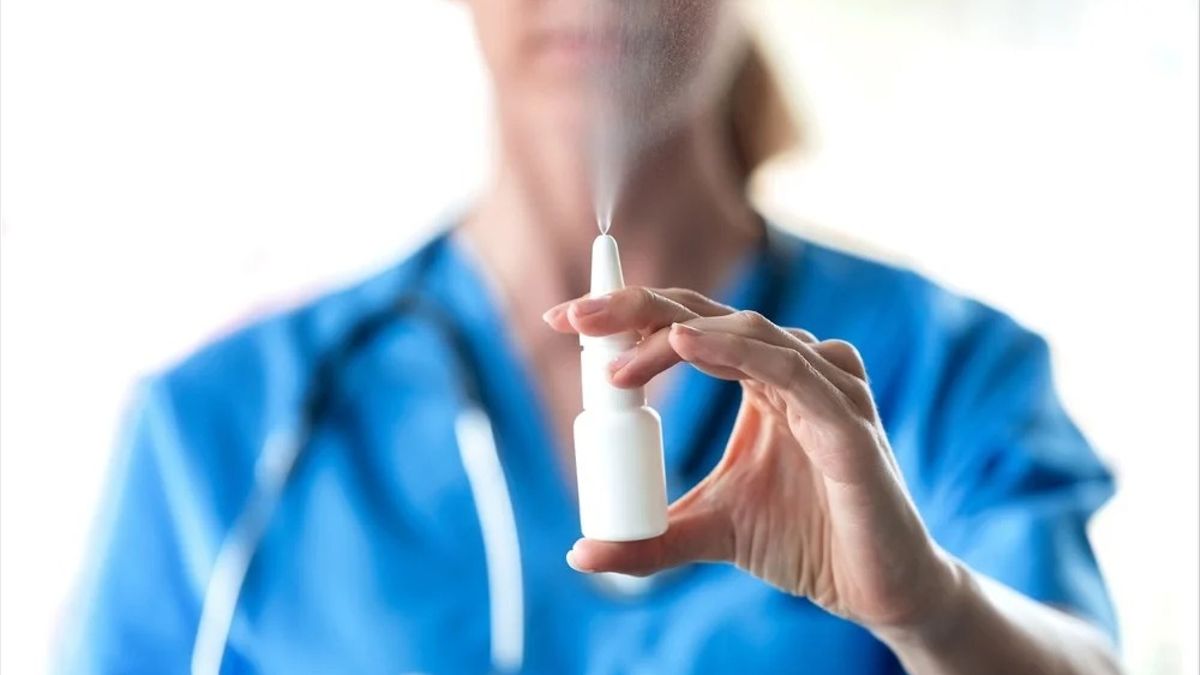 Rusia lanzará en 2022 una vacuna nasal eficaz contra la variante Ómicron