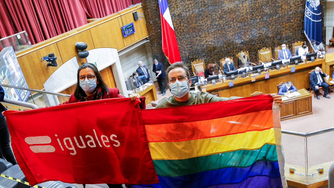 Chile aprueba el matrimonio igualitario, el séptimo país de América Latina en hacerlo