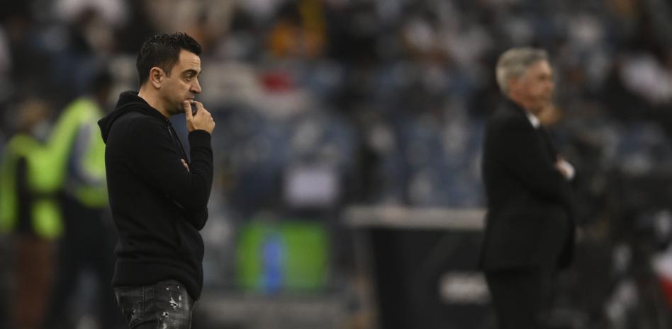 Xavi, enojado por tantos errores en su Barcelona