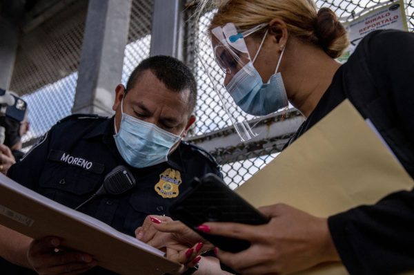 EEUU ofrecerá asesoría legal a los solicitantes de asilo en siete ciudades fronterizas