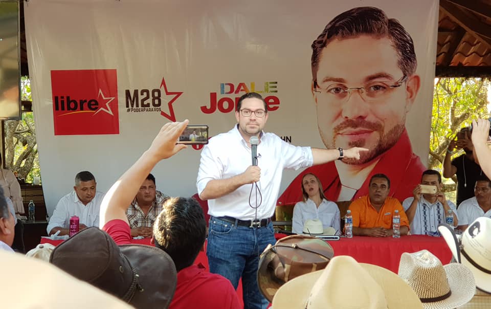 Jorge Cálix lanza su precandidatura presidencial y cuestiona la “refundación”