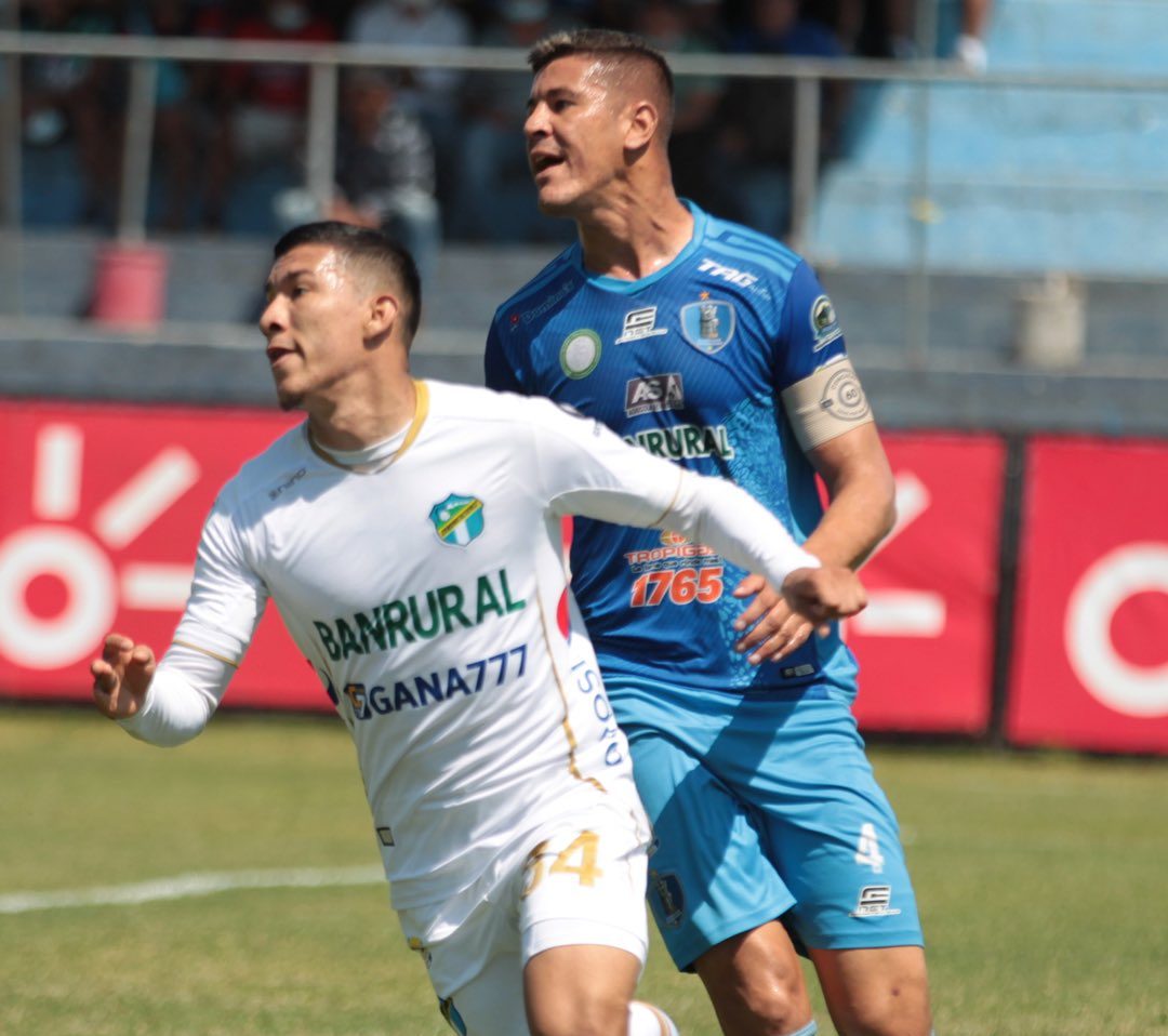 Kevin López se estrenó como goleador con el Comunicaciones de Guatemala