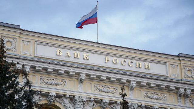 El Banco de Pagos Internacionales suspendió al banco central ruso por la invasión a Ucrania