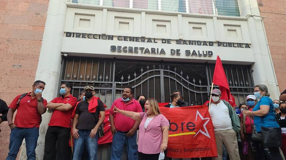 Protestas de colectivos de Libre en la Sesal retrasan entrega de acuerdos