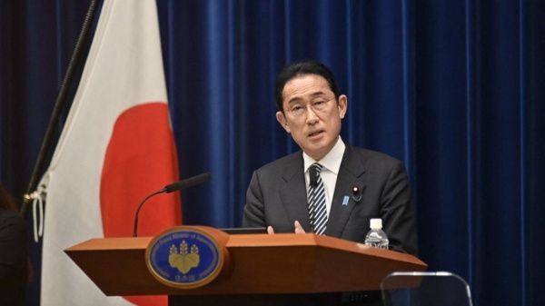 Rusia impone sanciones a primer ministro de Japón, entre otros