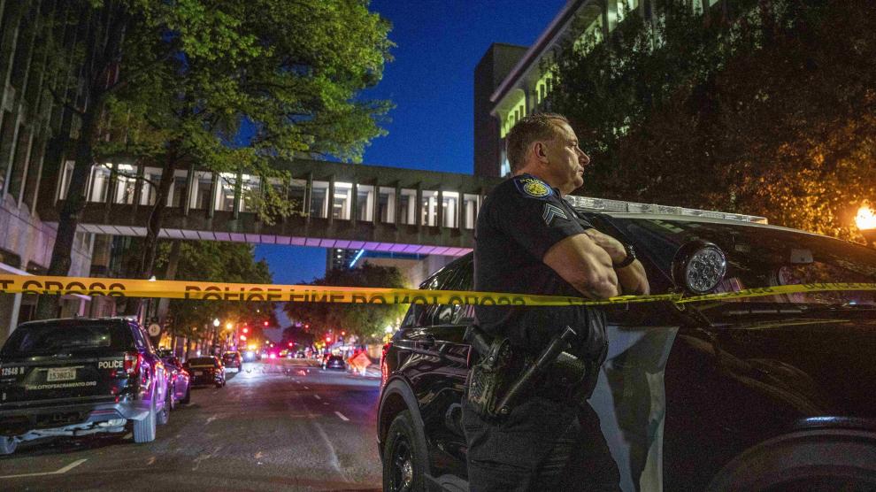 Al menos 13 muertos y más de 50 heridos dejan tiroteos en este fin de semana en EEUU