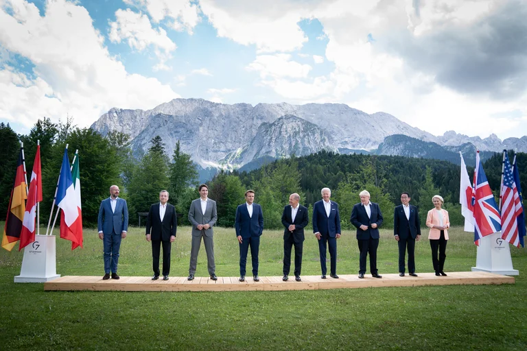 El G-7 aprobó nuevas sanciones contra Rusia por la invasión y prometió apoyo sin límite de tiempo a Ucrania