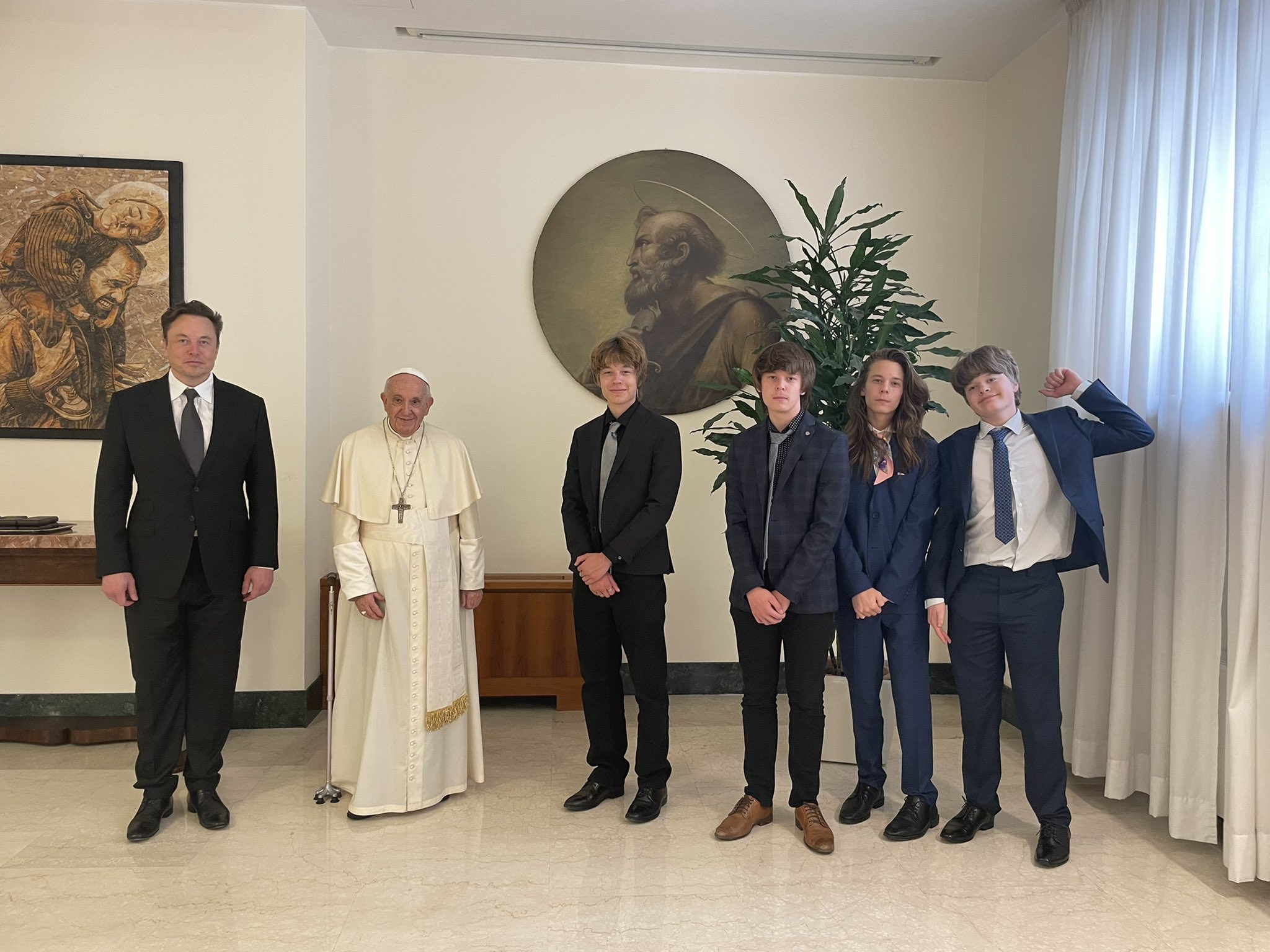 Elon Musk se manifestó honrado de conocer al papa Francisco