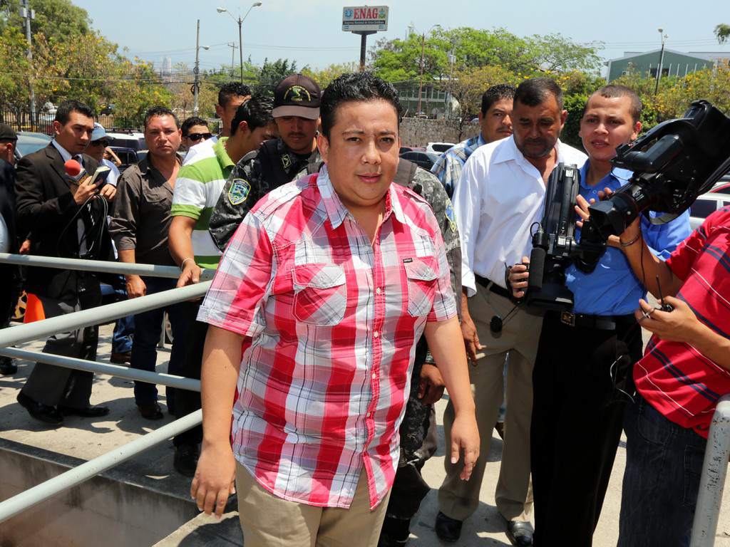 Fiscalía estadounidense pide cadena perpetua para exdiputado Fredy Nájera