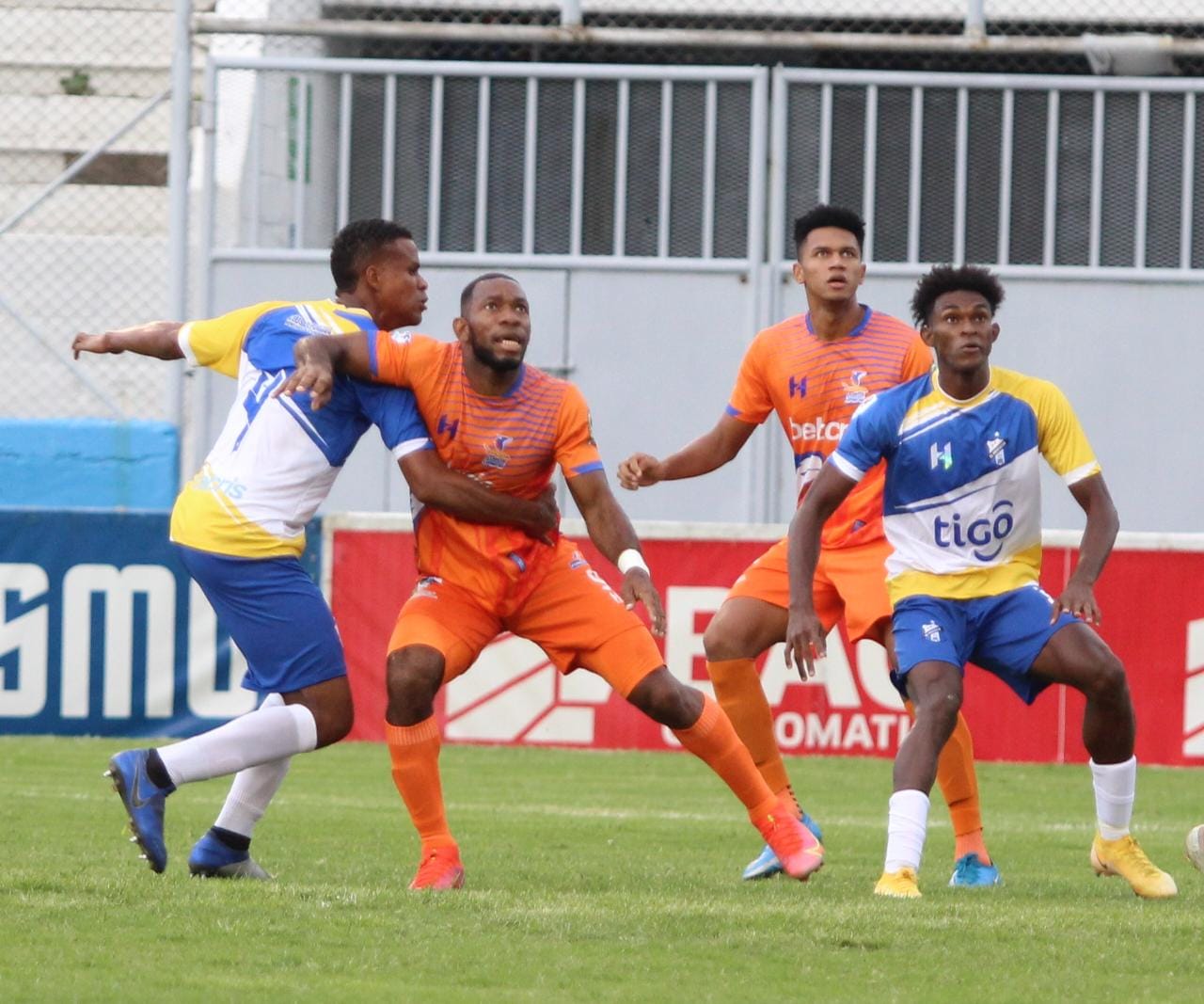 Honduras Progreso logra su primer victoria y el Vida derrota a la Real Sociedad