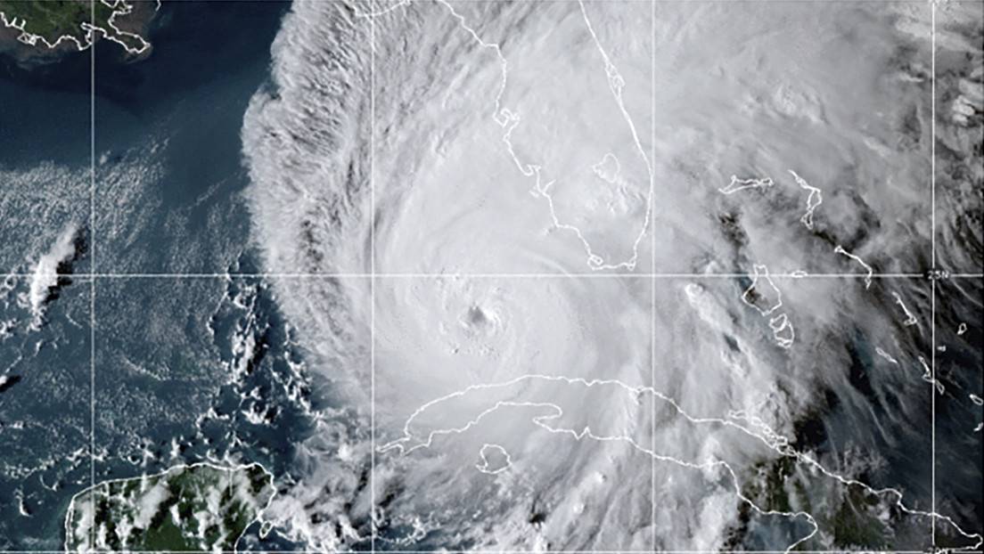 Ian toma fuerza y se convierte en un huracán de categoría 4 cerca de Florida
