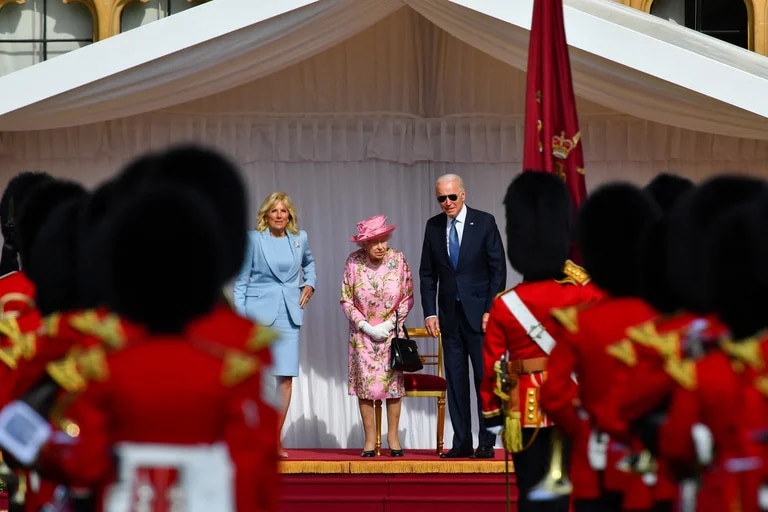 Joe Biden rindió tributo a la reina Isabel II: “Definió una era”