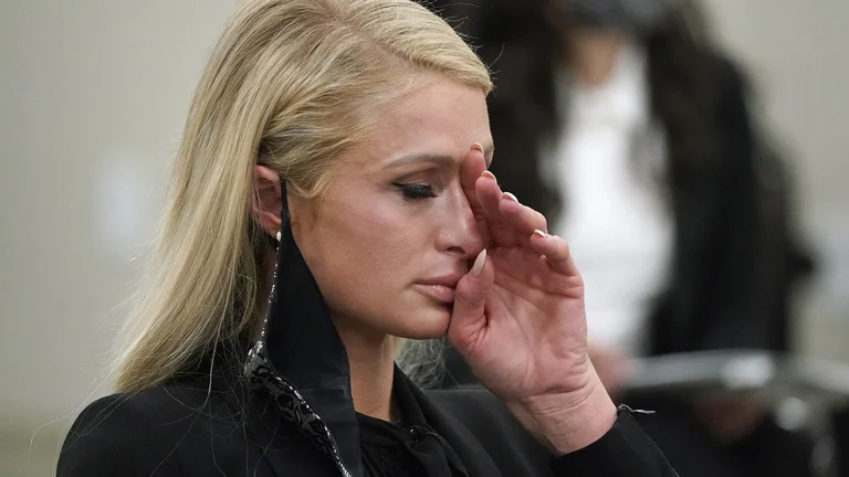 Paris Hilton relató que fue abusada sexualmente cuando la enviaron a una escuela secundaria de Utah