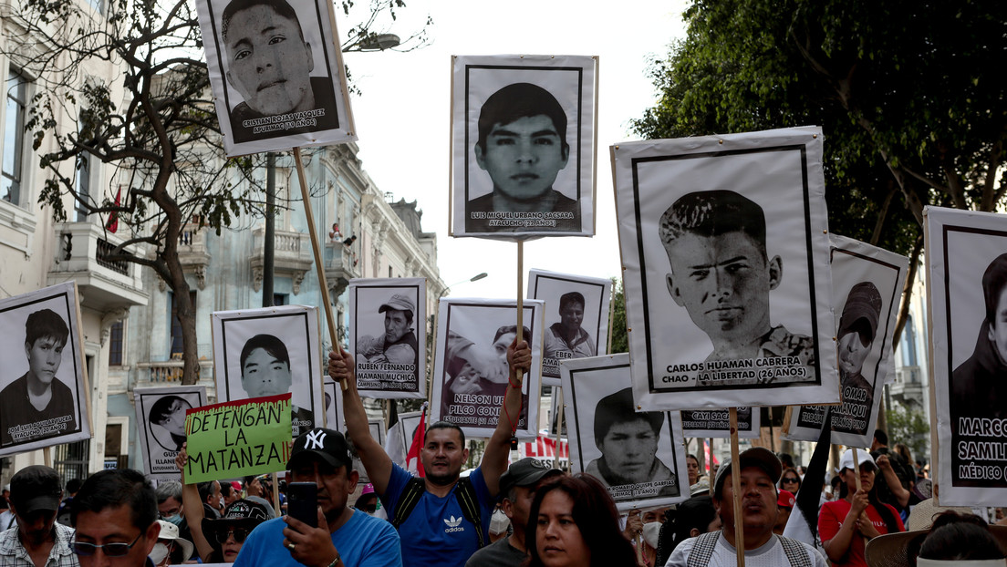 Fiscalía de Perú confirma 42 fallecidos producto de “enfrentamientos” en las protestas