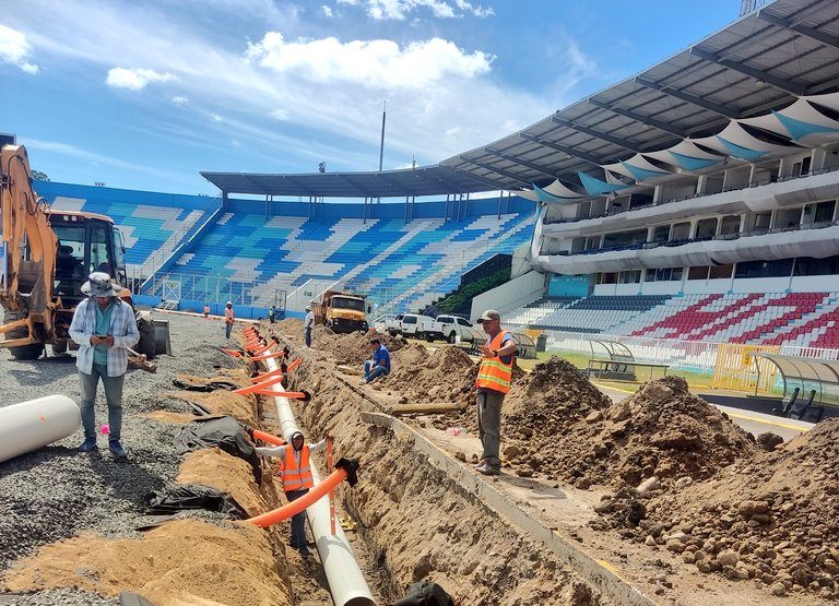Grama del estadio Nacional estaría lista en marzo, pero el coloso tendrá otra remodelación