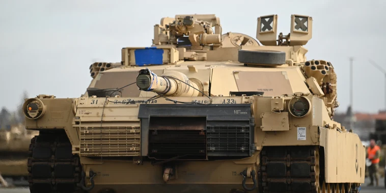 Biden aprueba el envío de poderosos tanques Abrams a Ucrania
