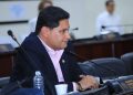 Diputado critica omisión del gobierno en denunciar abusos contra la democracia en Venezuela