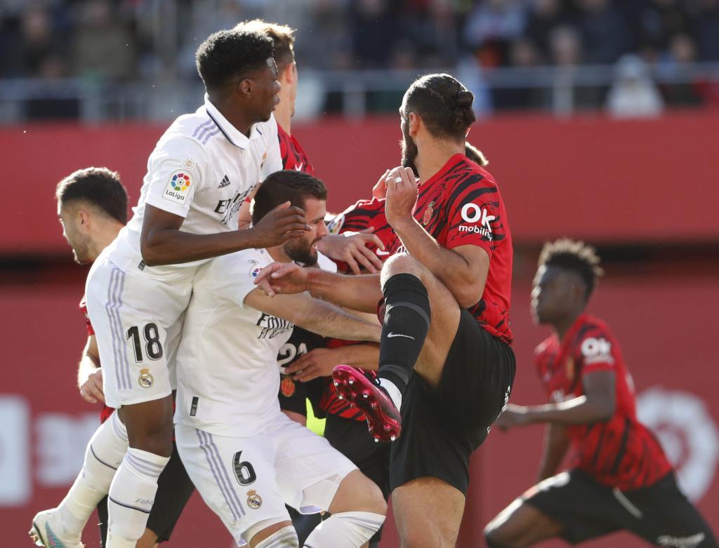 Mallorca sorprende y derrota al Real Madrid que complica sus aspiraciones en LaLiga