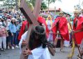 Feligresía católica de Honduras vive con devoción y fe el Viacrucis