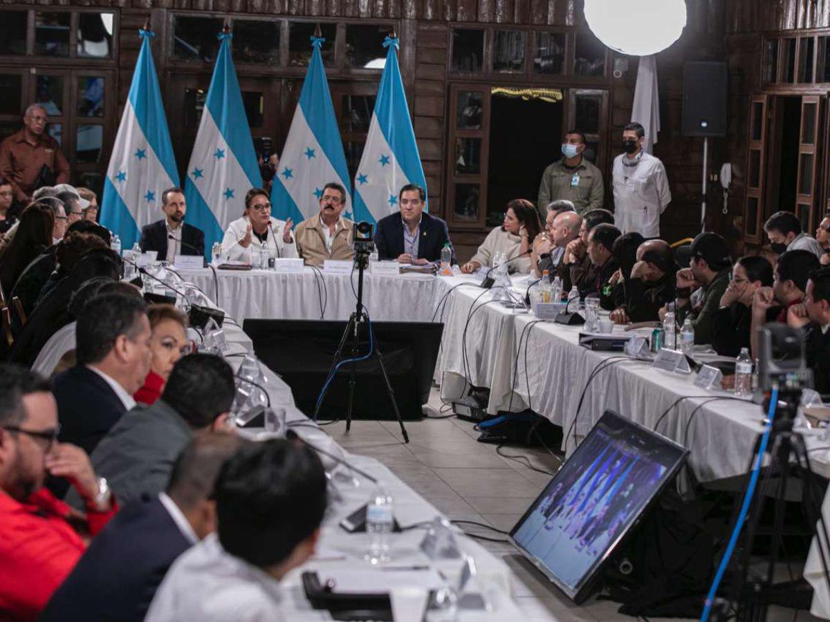A reunión de evaluación gabinete de Xiomara Castro y avizoran cambios