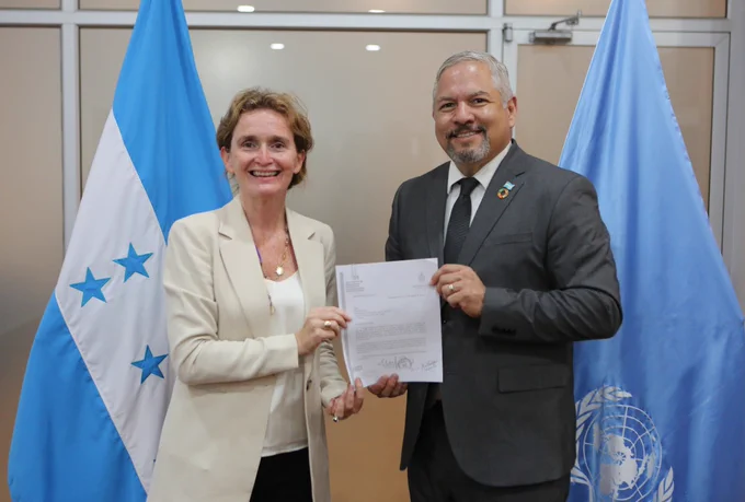 Canciller Reina y Shackelford se comprometen a seguir trabajando por el Desarrollo Sostenible de Honduras