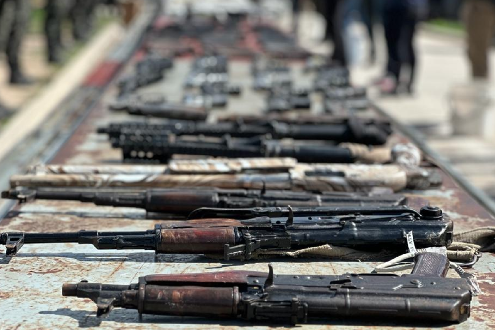 Arsenal de unas 137 armas de fuego incautan en requisas dentro de cárceles del país