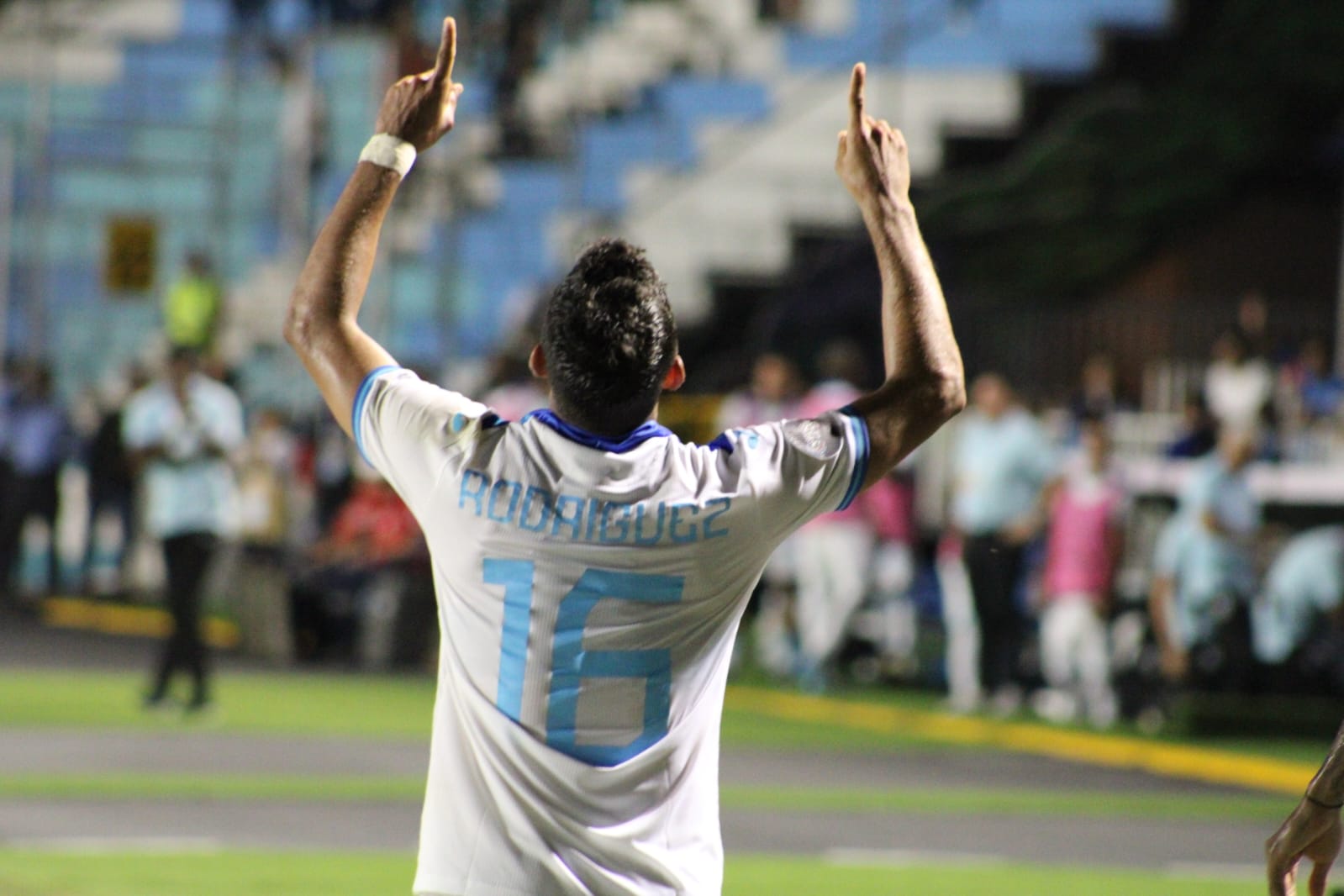 Edwin Rodríguez aparece en el 11 ideal de la Nations League al finalizar la fecha de septiembre