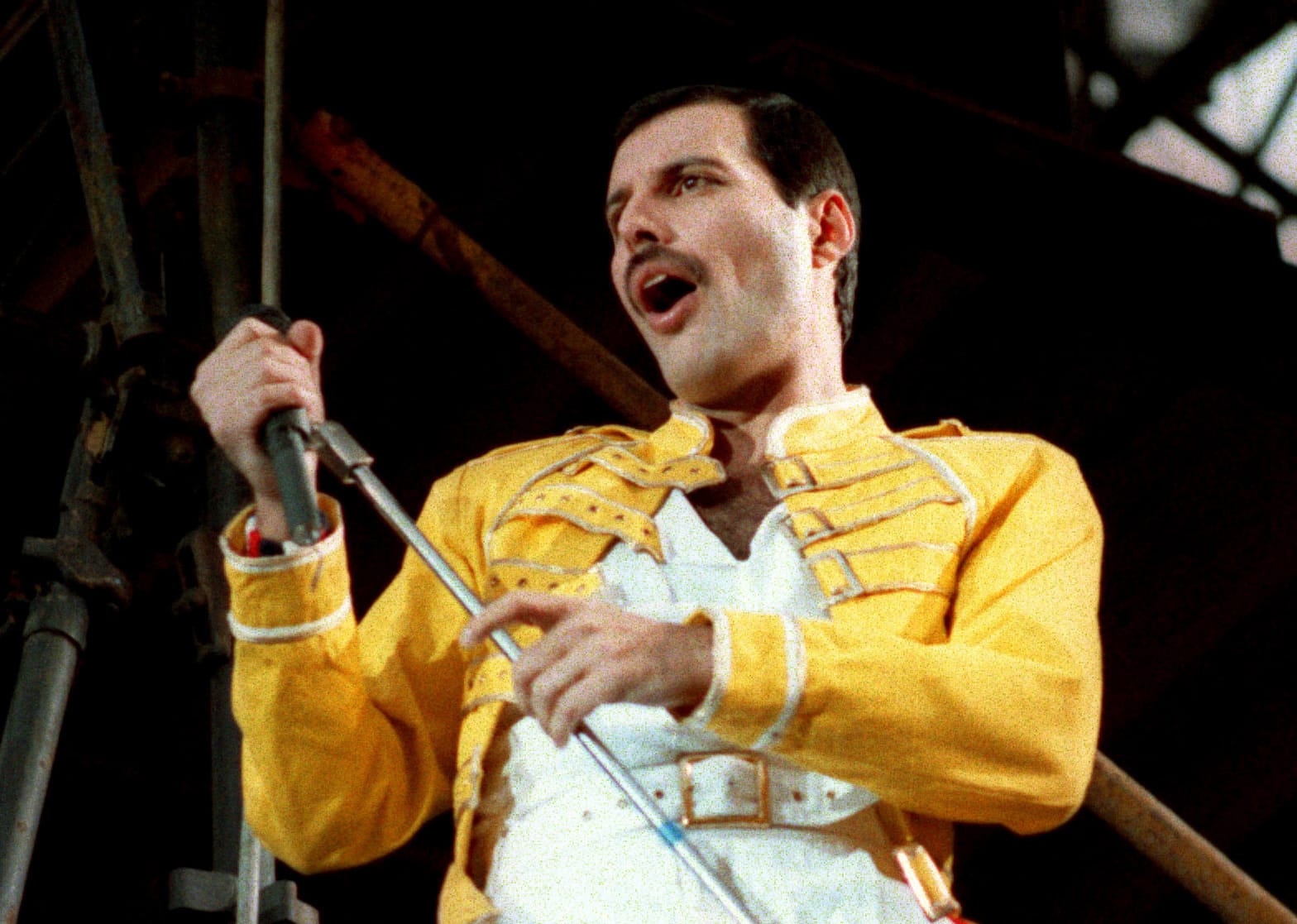 Salen a la venta objetos y recuerdos que atesoraba Freddie Mercury en su hogar