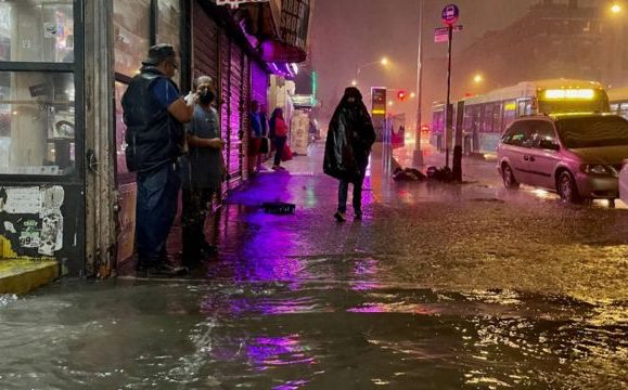 Nueva York pide a sus residentes que se preparen para las fuertes lluvias e inundaciones